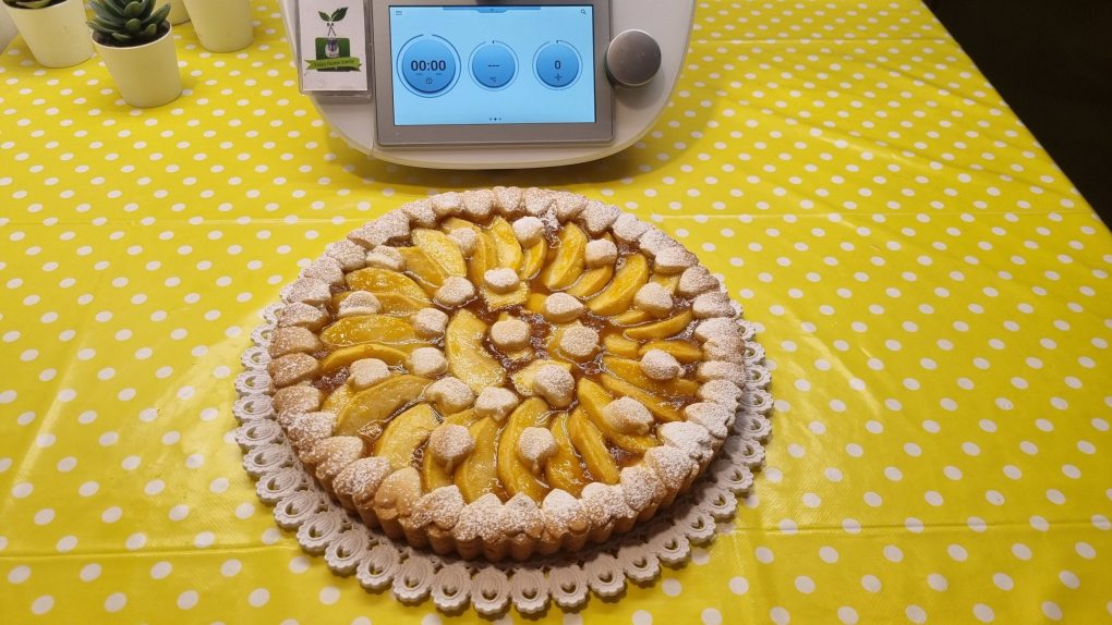 Crostata mele e marmellata
